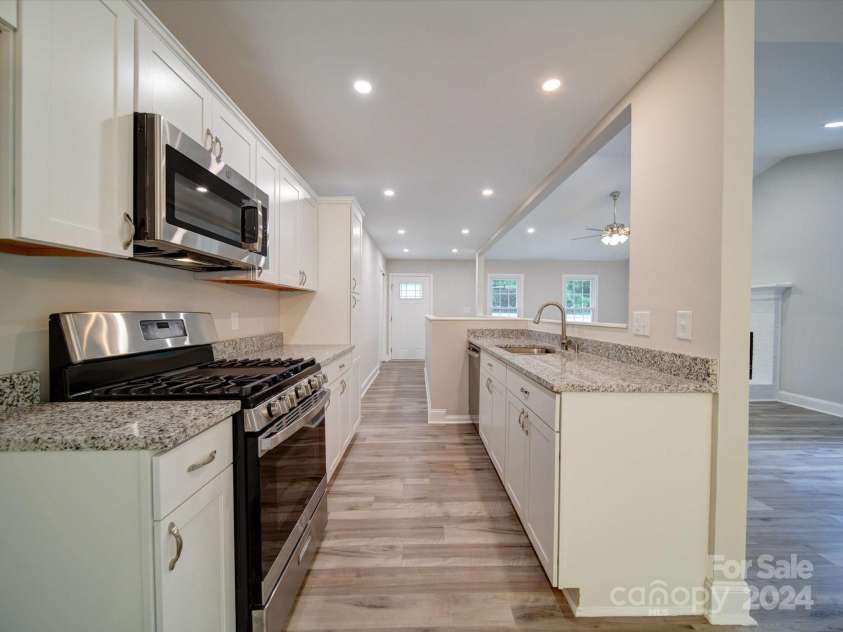 526 Manchester Road, Mount Gilead, NC 27306.  MLS# CAR4162693, YatesRealty ID 7014. 