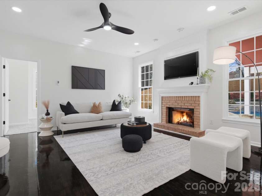 7702 Harrington Woods Road, Charlotte, NC 28269.  MLS# CAR4362387, YatesRealty ID 7016. 