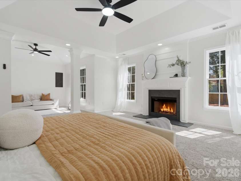7702 Harrington Woods Road, Charlotte, NC 28269.  MLS# CAR4362387, YatesRealty ID 7016. 
