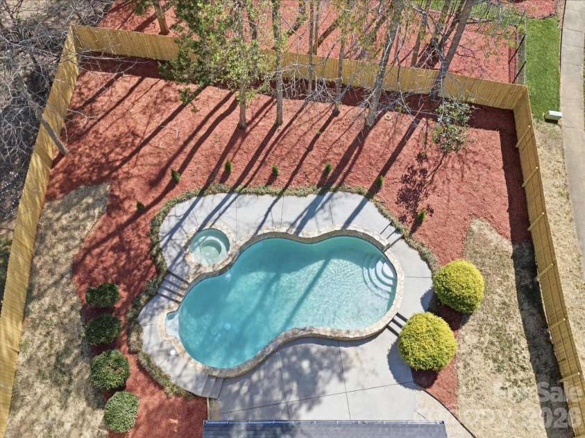 7702 Harrington Woods Road, Charlotte, NC 28269.  MLS# CAR4362387, YatesRealty ID 7016. 