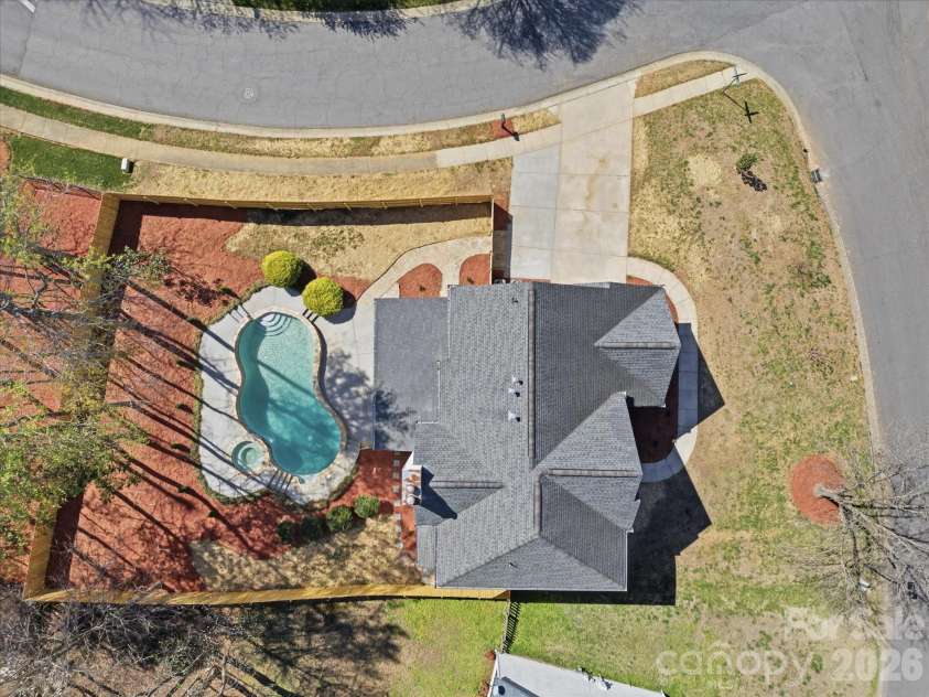 7702 Harrington Woods Road, Charlotte, NC 28269.  MLS# CAR4362387, YatesRealty ID 7016. 