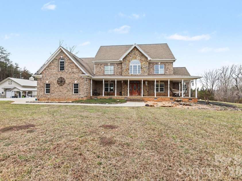 7710 Mcgee Trail, Tobaccoville, NC 27050.  MLS# CAR4343102, YatesRealty ID 7017. 