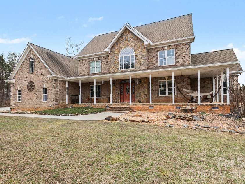 7710 Mcgee Trail, Tobaccoville, NC 27050.  MLS# CAR4343102, YatesRealty ID 7017. 