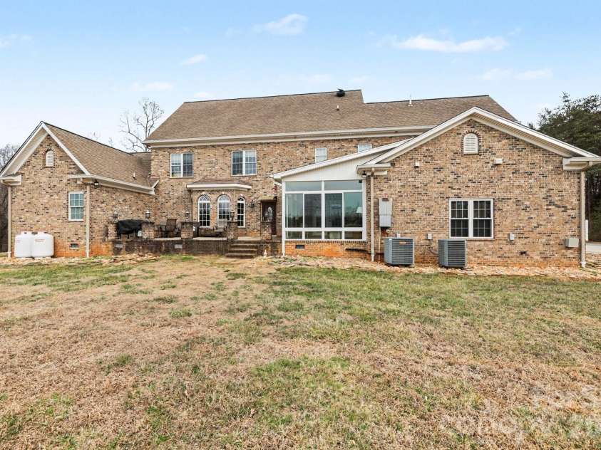 7710 Mcgee Trail, Tobaccoville, NC 27050.  MLS# CAR4343102, YatesRealty ID 7017. 