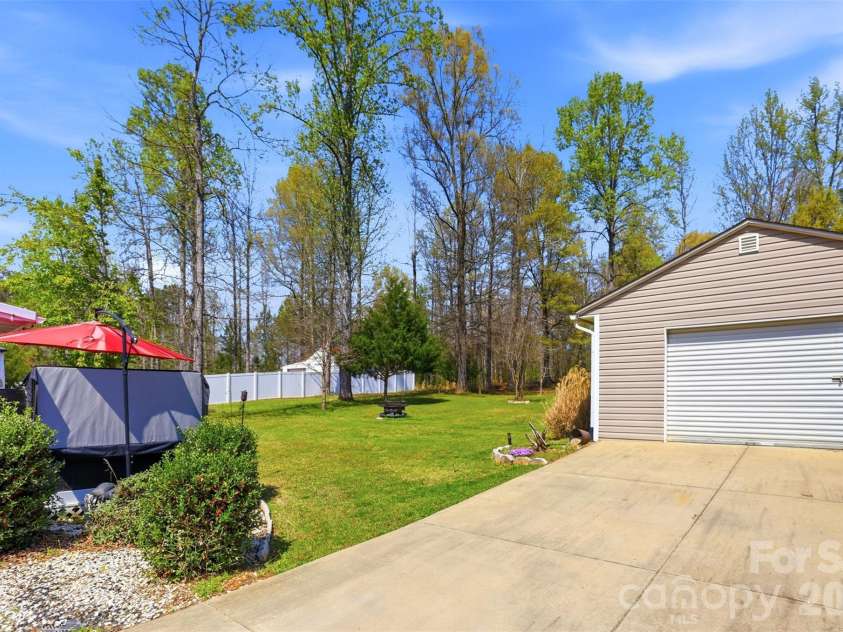 340 Fleetwood Road, York, SC 29745.  MLS# CAR4361677, YatesRealty ID 7018. 