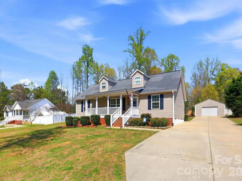 340 Fleetwood Road, York, SC 29745.  MLS# CAR4361677, YatesRealty ID 7018. 