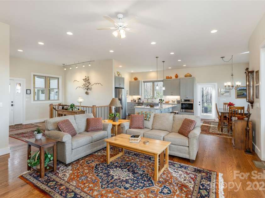 69 Pepperbush Road, Brevard, NC 28712.  MLS# CAR4329765, YatesRealty ID 7019. 