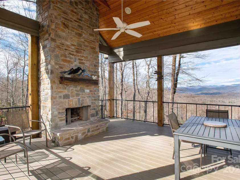 69 Pepperbush Road, Brevard, NC 28712.  MLS# CAR4329765, YatesRealty ID 7019. 