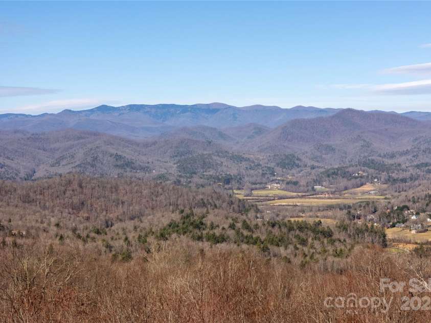 69 Pepperbush Road, Brevard, NC 28712.  MLS# CAR4329765, YatesRealty ID 7019. 