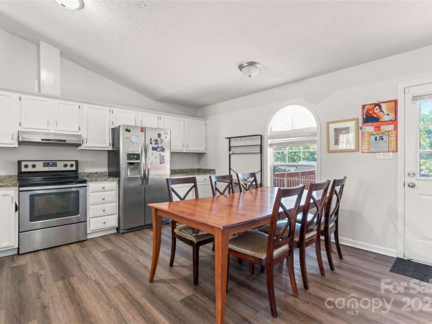 1009 Braxton Drive, Concord, NC 28025.  MLS# CAR4313809, YatesRealty ID 702. 