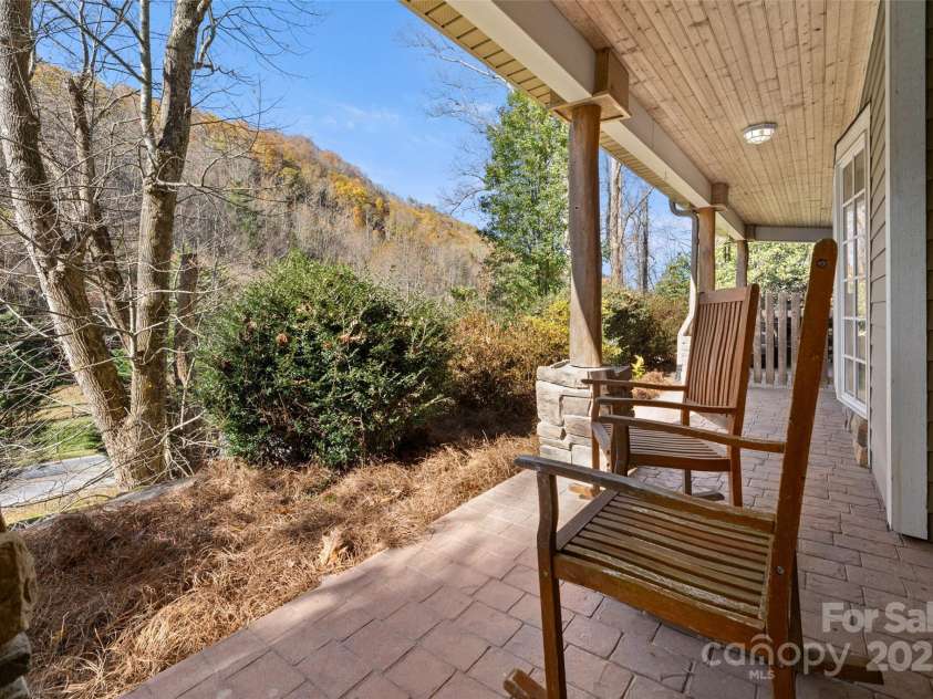 571 Terrys Gap Road, Fletcher, NC 28732.  MLS# CAR4330724, YatesRealty ID 702. 