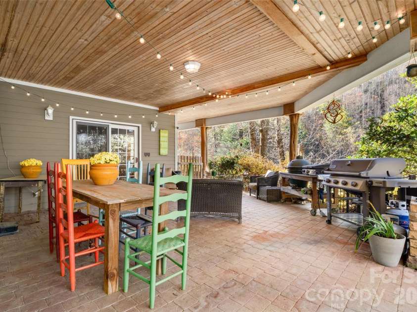 571 Terrys Gap Road, Fletcher, NC 28732.  MLS# CAR4330724, YatesRealty ID 702. 