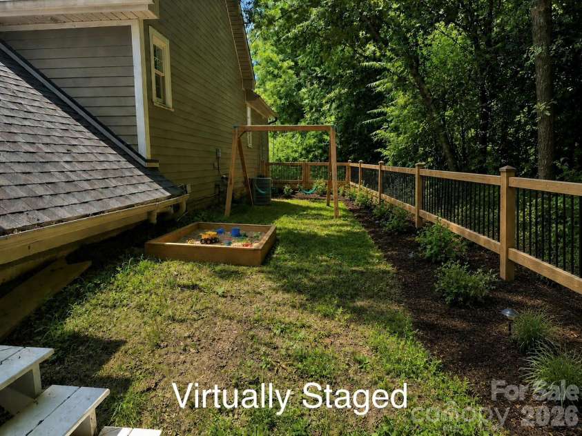571 Terrys Gap Road, Fletcher, NC 28732.  MLS# CAR4330724, YatesRealty ID 702. 