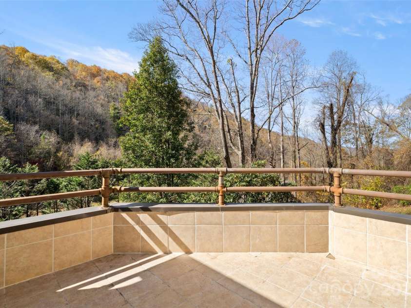 571 Terrys Gap Road, Fletcher, NC 28732.  MLS# CAR4330724, YatesRealty ID 702. AND a balcony/patio!!
