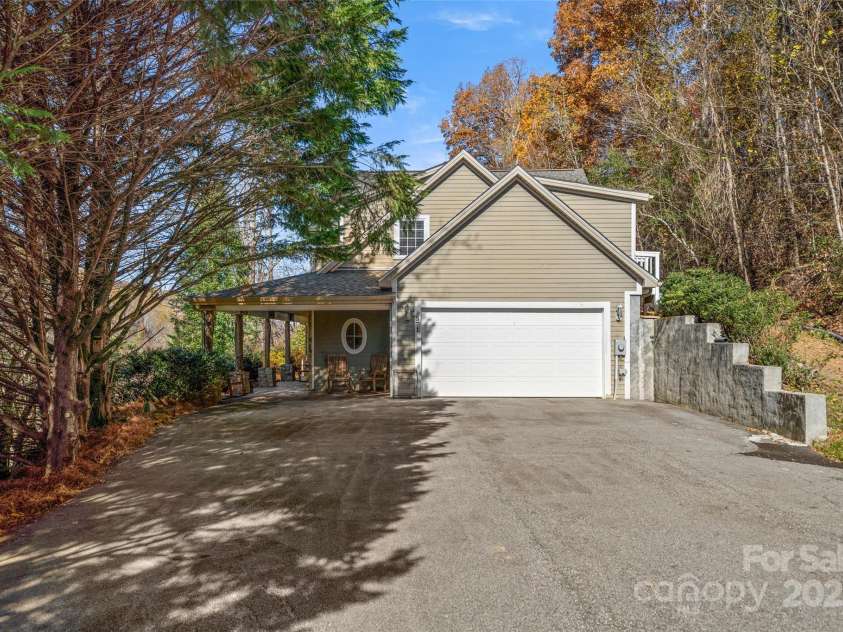 571 Terrys Gap Road, Fletcher, NC 28732.  MLS# CAR4330724, YatesRealty ID 702. Attached, side entry double garage