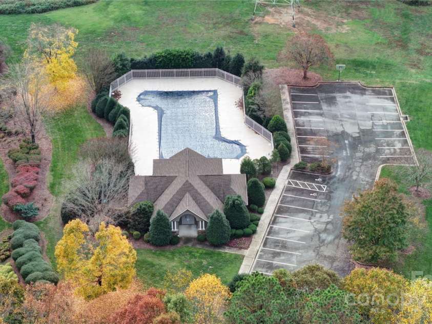 119 Plantation Drive, Mooresville, NC 28117.  MLS# CAR4198986, YatesRealty ID 7020. Community Pool (Winterized). Notice trail to nearby Lakefront Restaurants