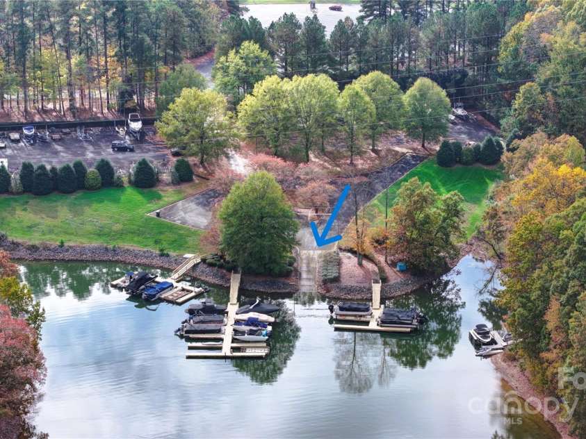 119 Plantation Drive, Mooresville, NC 28117.  MLS# CAR4198986, YatesRealty ID 7020. Private Community Boat Ramp