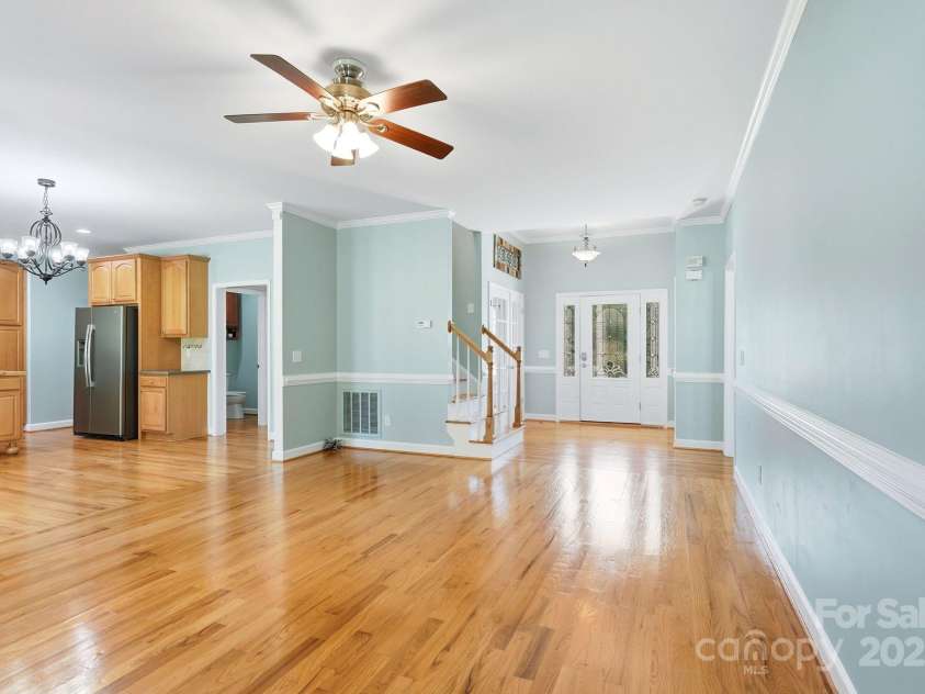 117 Chandler Drive, Mocksville, NC 27028.  MLS# CAR4311505, YatesRealty ID 7021. 