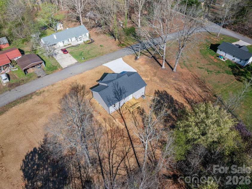 1928 Noles Circle, Lincolnton, NC 28092.  MLS# CAR4359715, YatesRealty ID 7023. 