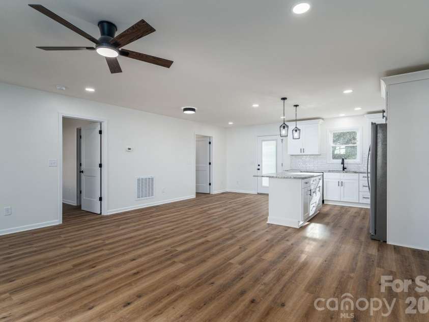 1928 Noles Circle, Lincolnton, NC 28092.  MLS# CAR4359715, YatesRealty ID 7023. Kitchen looking from living room