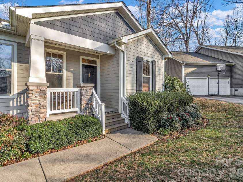 12 Hoolet Court, Candler, NC 28715.  MLS# CAR4352851, YatesRealty ID 7024. 