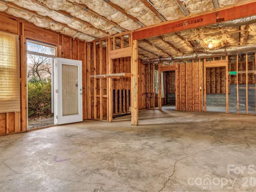 12 Hoolet Court, Candler, NC 28715.  MLS# CAR4352851, YatesRealty ID 7024. 