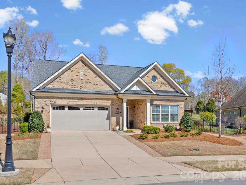 5232 Courtyard Lane, Belmont, NC 28012.  MLS# CAR4359037, YatesRealty ID 7025. 