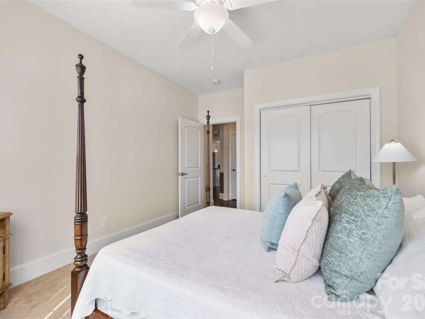 5232 Courtyard Lane, Belmont, NC 28012.  MLS# CAR4359037, YatesRealty ID 7025. 