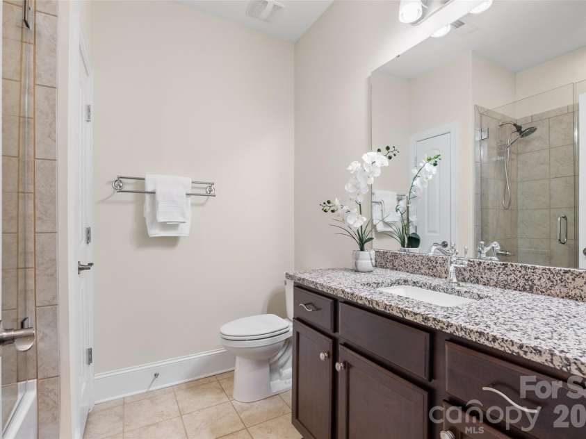 5232 Courtyard Lane, Belmont, NC 28012.  MLS# CAR4359037, YatesRealty ID 7025. 