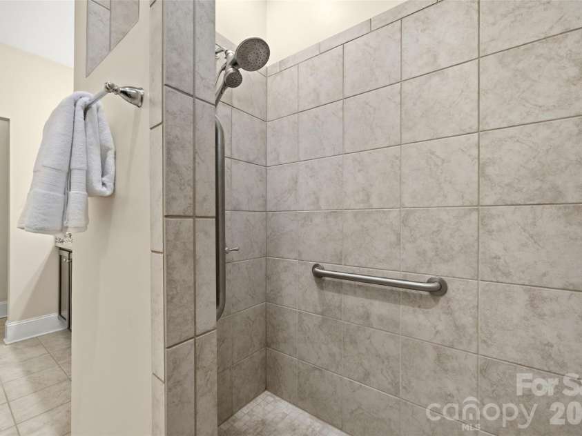 5232 Courtyard Lane, Belmont, NC 28012.  MLS# CAR4359037, YatesRealty ID 7025. 