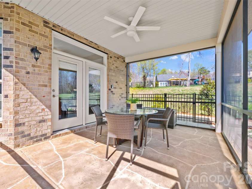5232 Courtyard Lane, Belmont, NC 28012.  MLS# CAR4359037, YatesRealty ID 7025. 