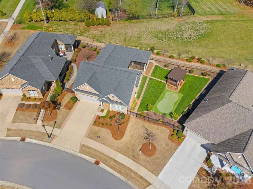 5232 Courtyard Lane, Belmont, NC 28012.  MLS# CAR4359037, YatesRealty ID 7025. 
