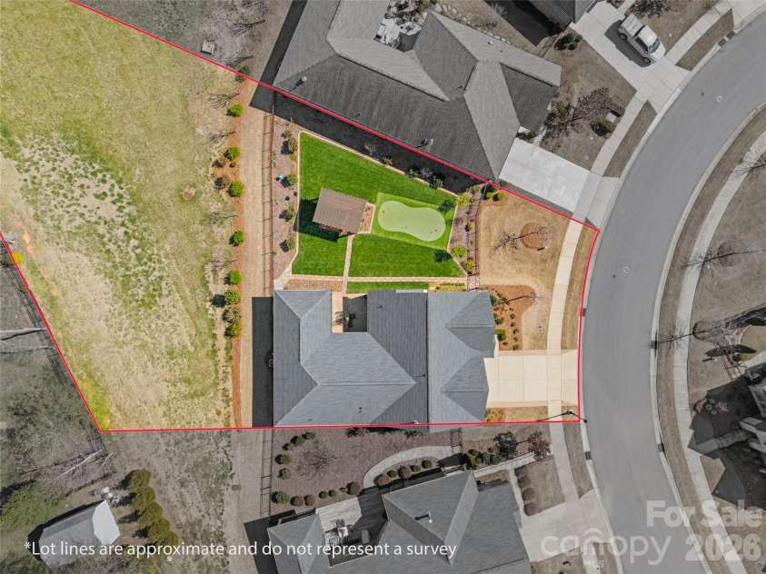 5232 Courtyard Lane, Belmont, NC 28012.  MLS# CAR4359037, YatesRealty ID 7025. 