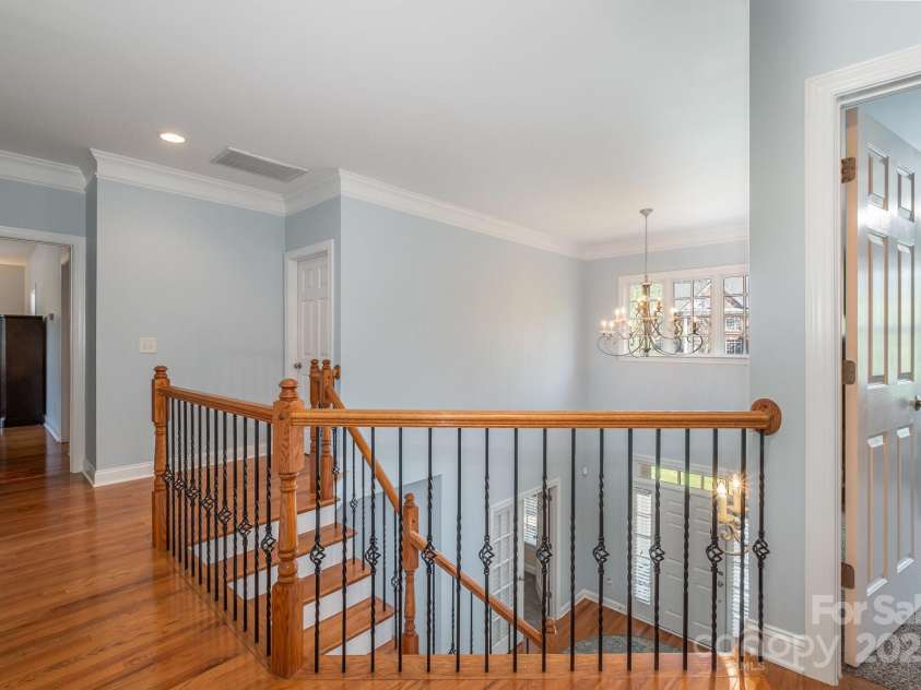 16636 Flintrock Falls Lane, Charlotte, NC 28278.  MLS# CAR4245046, YatesRealty ID 7026. 