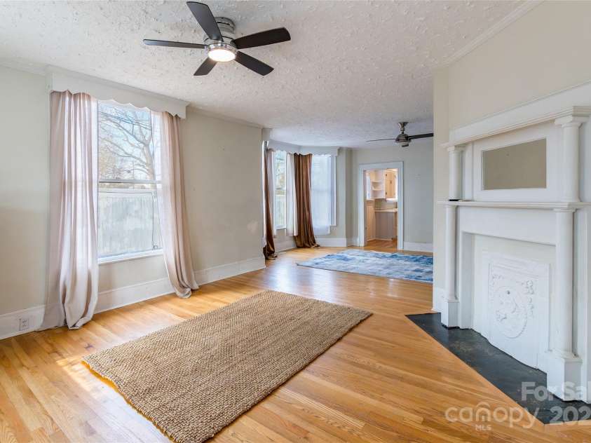 107 Hampton Street, Chester, SC 29706.  MLS# CAR4330673, YatesRealty ID 7027. 
