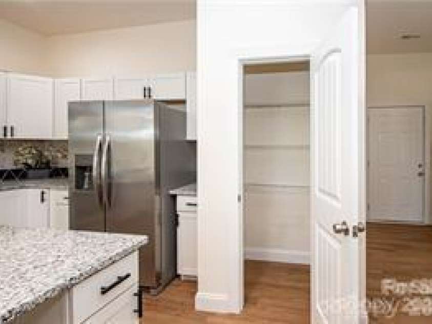 115 Lacy Street, Chester, SC 29706.  MLS# CAR4288204, YatesRealty ID 7028. 