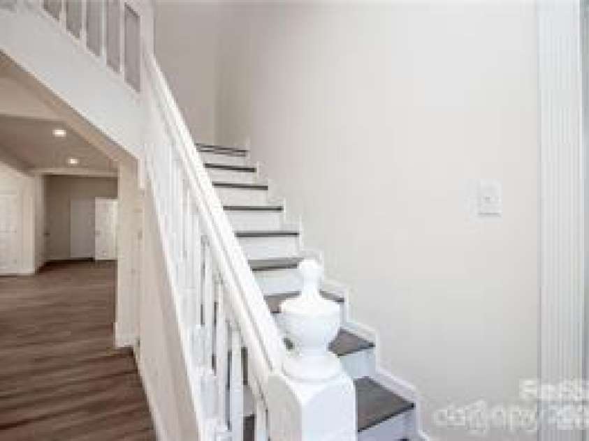 115 Lacy Street, Chester, SC 29706.  MLS# CAR4288204, YatesRealty ID 7028. 