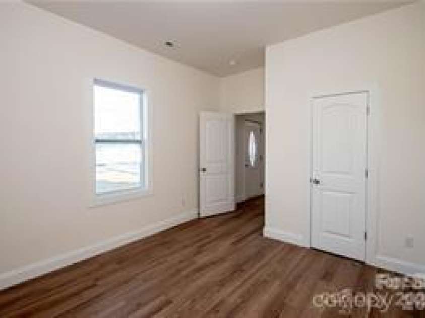 115 Lacy Street, Chester, SC 29706.  MLS# CAR4288204, YatesRealty ID 7028. 
