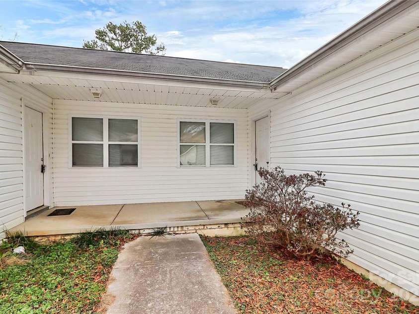 307 Mcneely Avenue, Mooresville, NC 28115.  MLS# CAR4220900, YatesRealty ID 7028. 