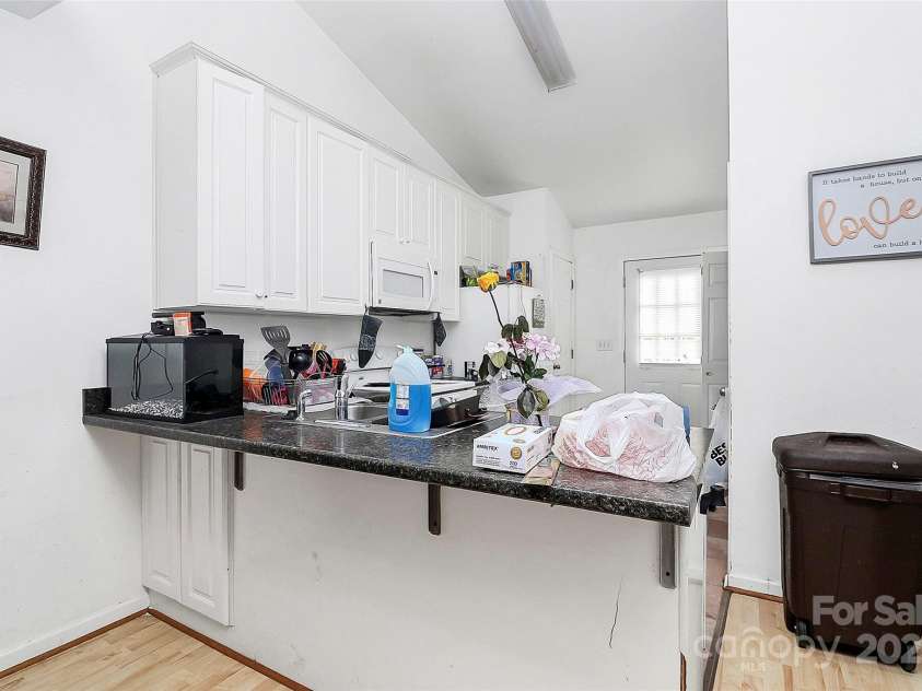 307 Mcneely Avenue, Mooresville, NC 28115.  MLS# CAR4220900, YatesRealty ID 7028. 