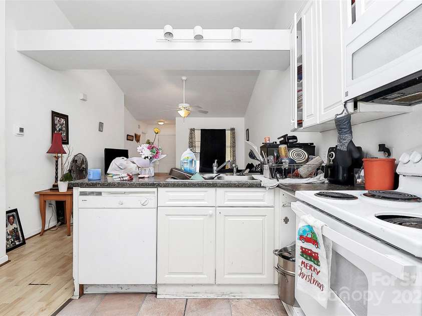 307 Mcneely Avenue, Mooresville, NC 28115.  MLS# CAR4220900, YatesRealty ID 7028. 