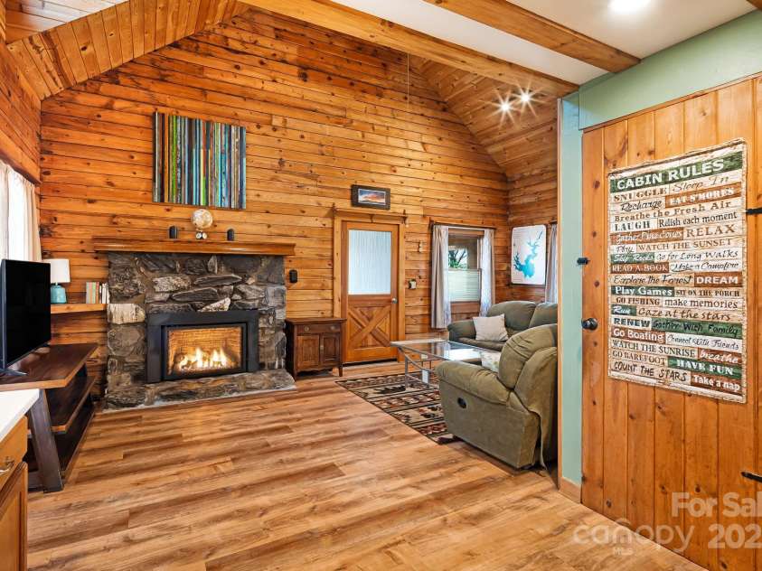 2977 Heath Peak Road, Waynesville, NC 28785.  MLS# CAR4300239, YatesRealty ID 7029. 