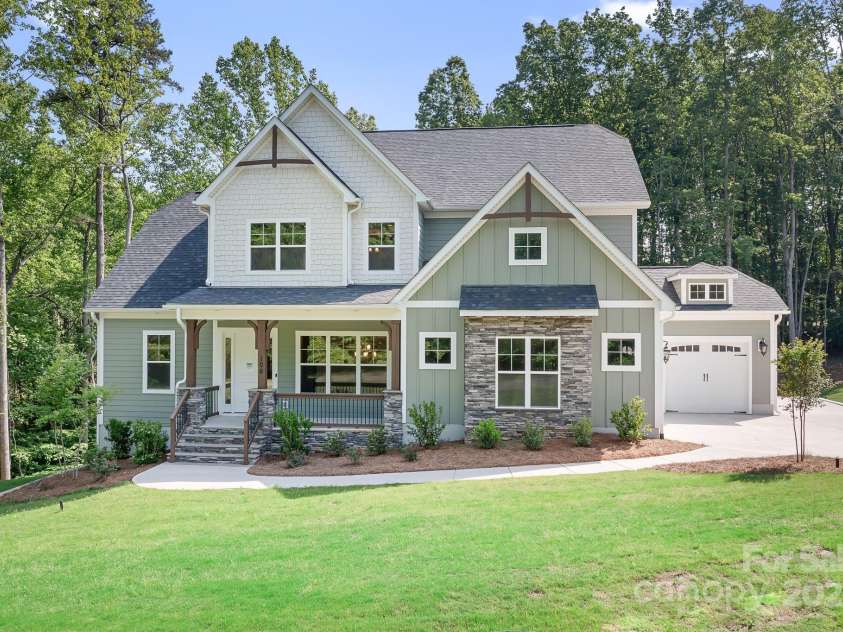106 Windbluff Court, Statesville, NC 28677.  MLS# CAR4294254, YatesRealty ID 703. 