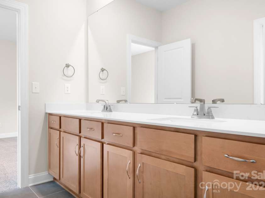 106 Windbluff Court, Statesville, NC 28677.  MLS# CAR4294254, YatesRealty ID 703. 