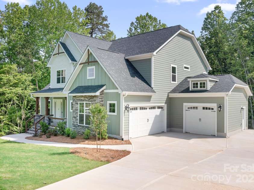 106 Windbluff Court, Statesville, NC 28677.  MLS# CAR4294254, YatesRealty ID 703. 