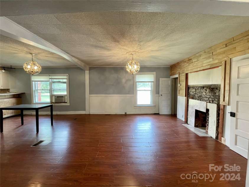 142 Swink Street, Concord, NC 28027.  MLS# CAR4201945, YatesRealty ID 703. 