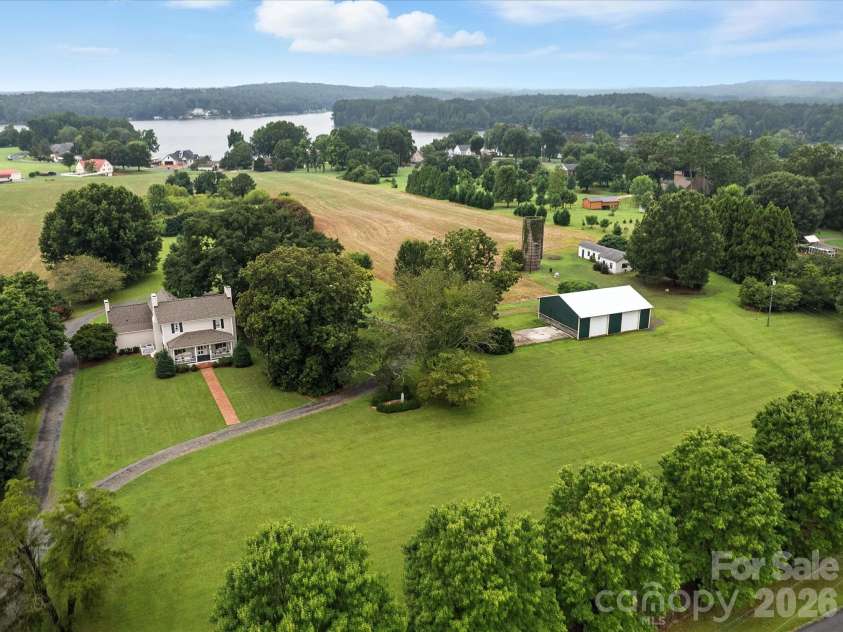 16801 Randalls Ferry Road, Norwood, NC 28128.  MLS# CAR4285843, YatesRealty ID 7032. 