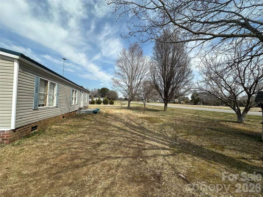 4621 Buffalo Shoals Road, Maiden, NC 28650.  MLS# CAR4353897, YatesRealty ID 7033. 