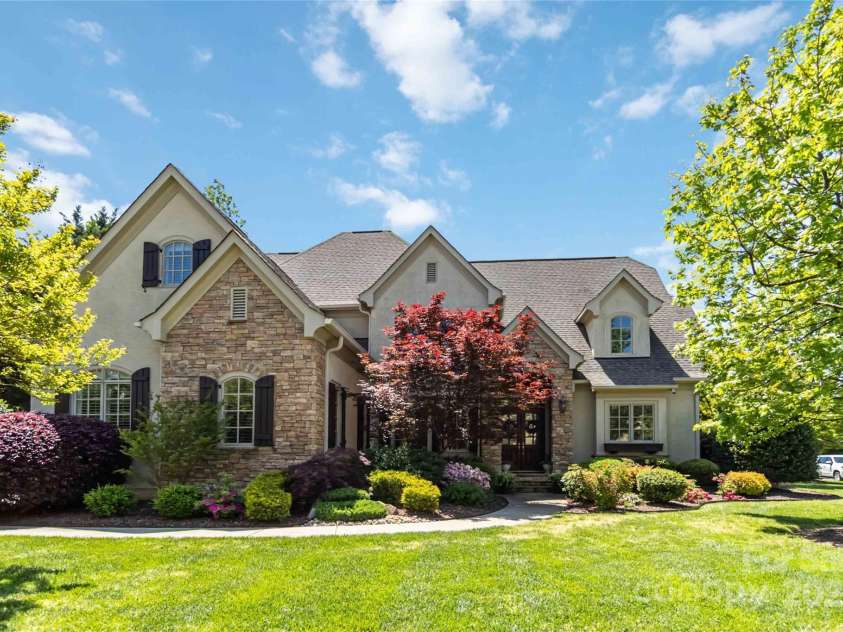 9200 Kingsmead Lane, Waxhaw, NC 28173.  MLS# CAR4247778, YatesRealty ID 7033. 