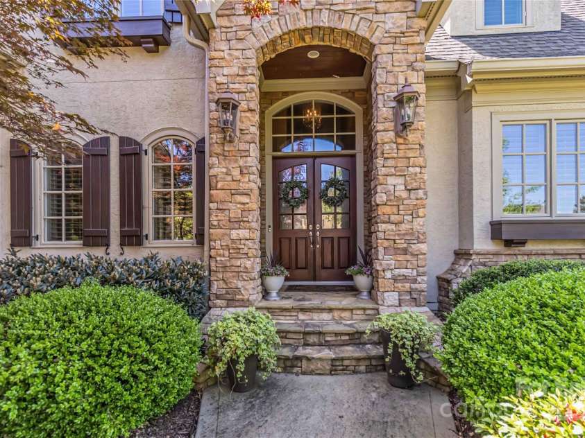 9200 Kingsmead Lane, Waxhaw, NC 28173.  MLS# CAR4247778, YatesRealty ID 7033. 